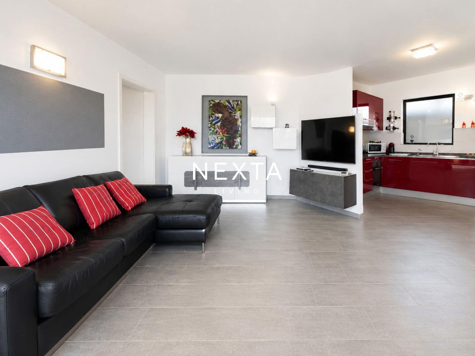 5 bedroom Villa for sale in Montana Roja with pool garage - € 575,000 (Ref: 9928514)
