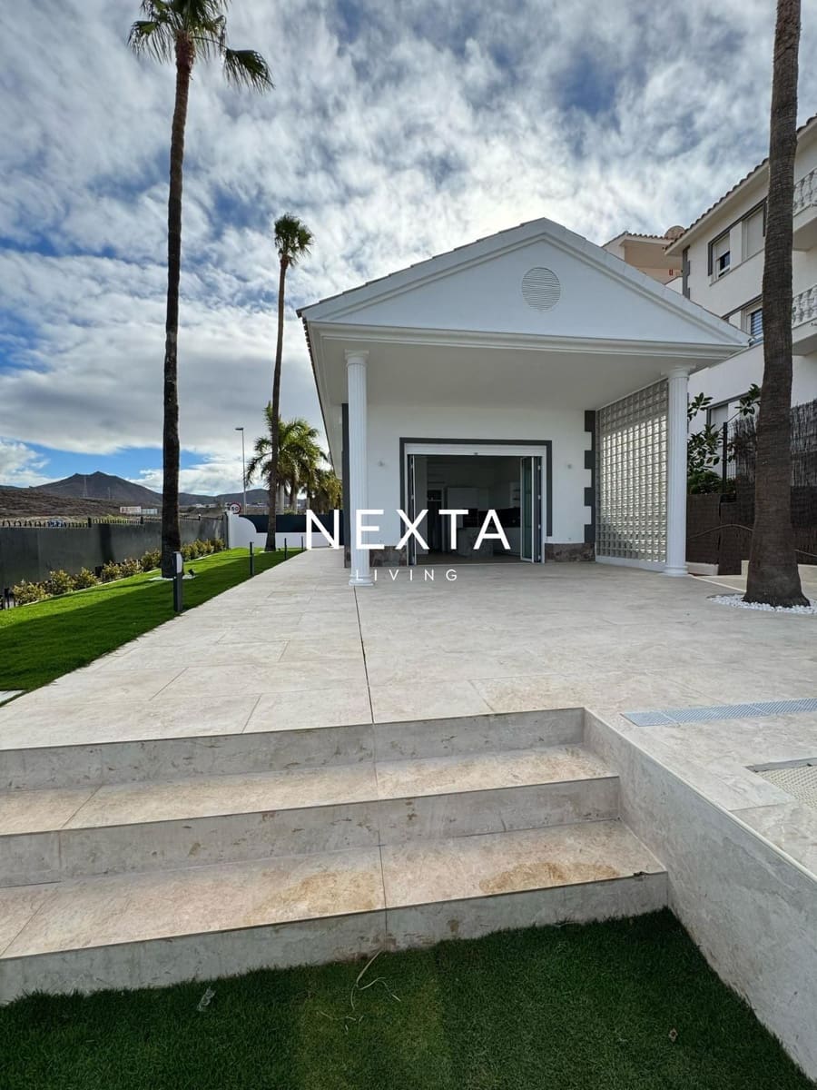 Chalet de 5 habitaciones en Arona en venta con piscina garaje - 1.300.000 € (Ref: 9953144)