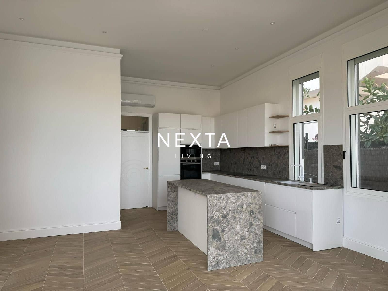 Chalet de 5 habitaciones en Arona en venta con piscina garaje - 1.300.000 € (Ref: 9953144)