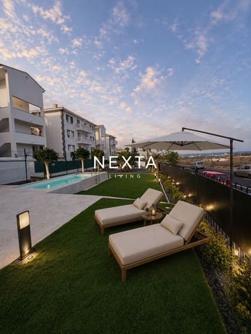 5 chambre Villa/Maison à vendre à Los Cristianos, Arona avec piscine garage - 1 300 000 € (Ref: 9953144)