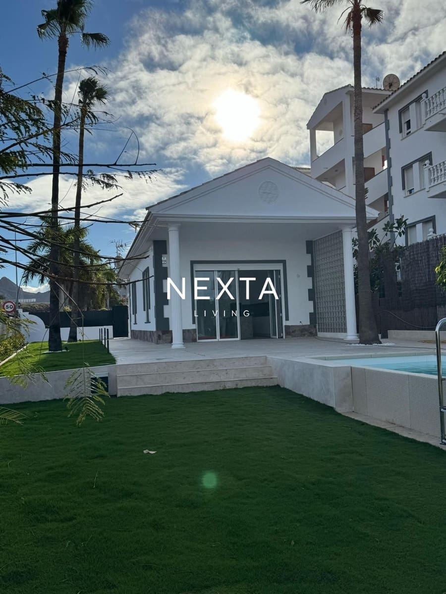 Chalet de 5 habitaciones en Arona en venta con piscina garaje - 1.300.000 € (Ref: 9953144)