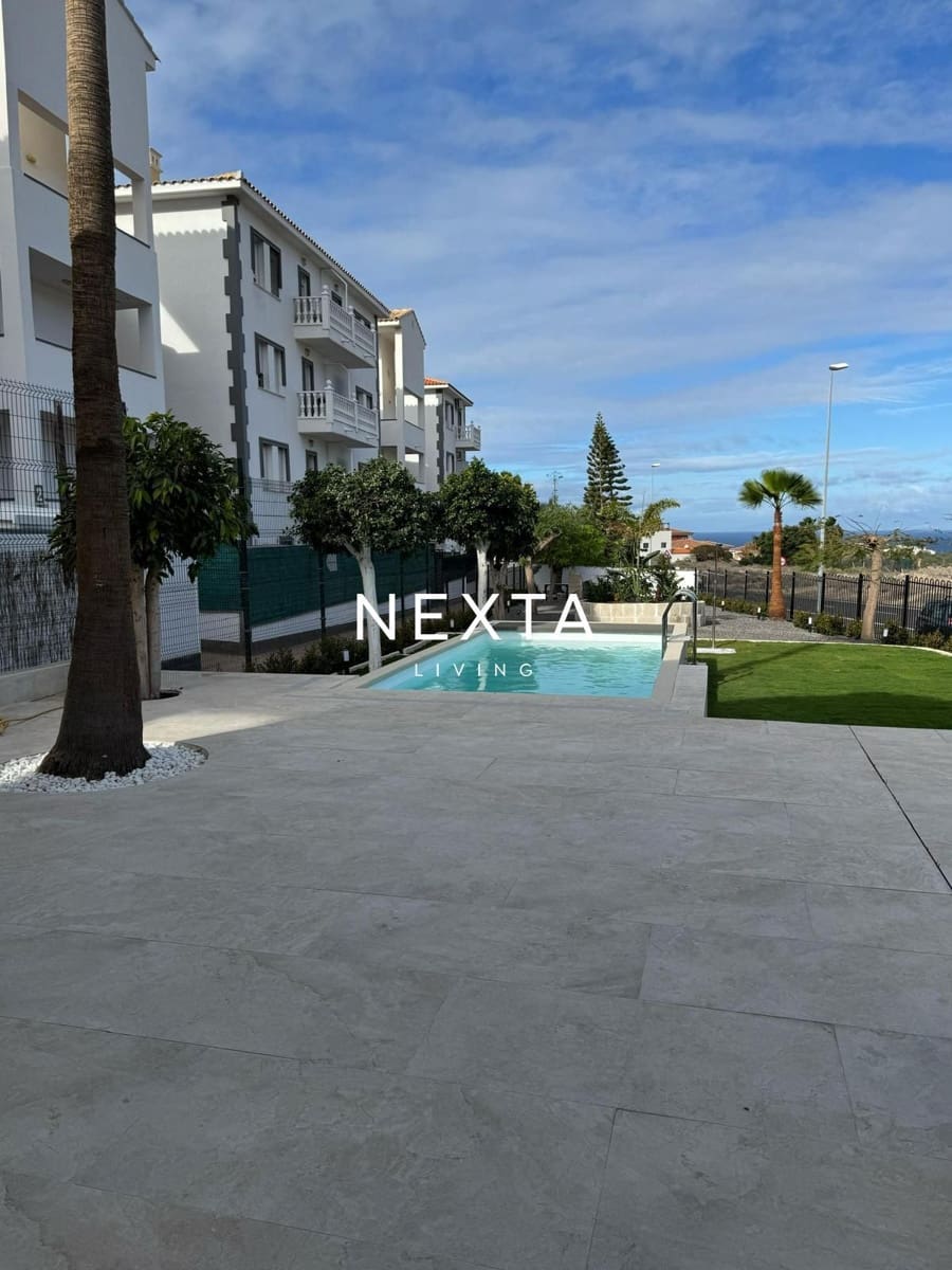 Chalet de 5 habitaciones en Arona en venta con piscina garaje - 1.300.000 € (Ref: 9953144)