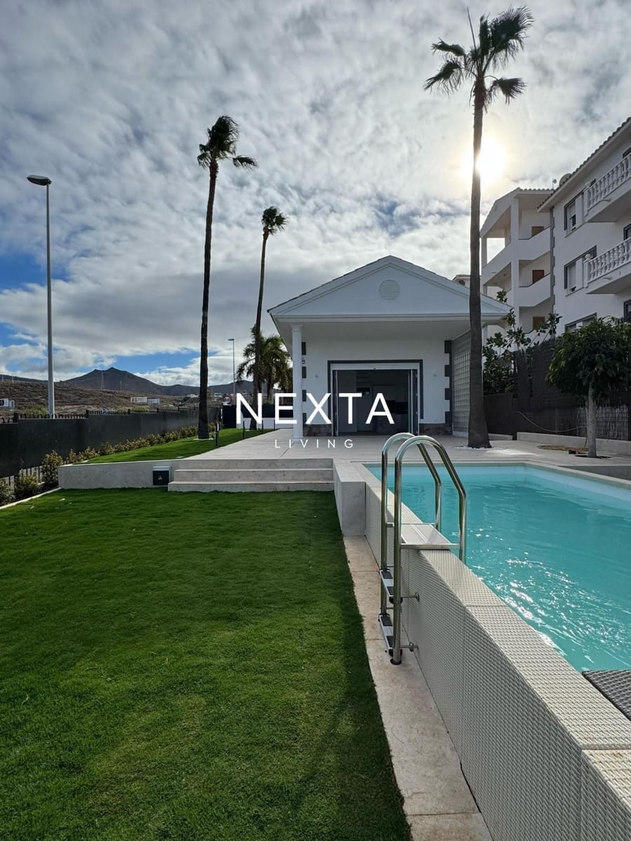 Chalet de 5 habitaciones en Arona en venta con piscina garaje - 1.300.000 € (Ref: 9953144)