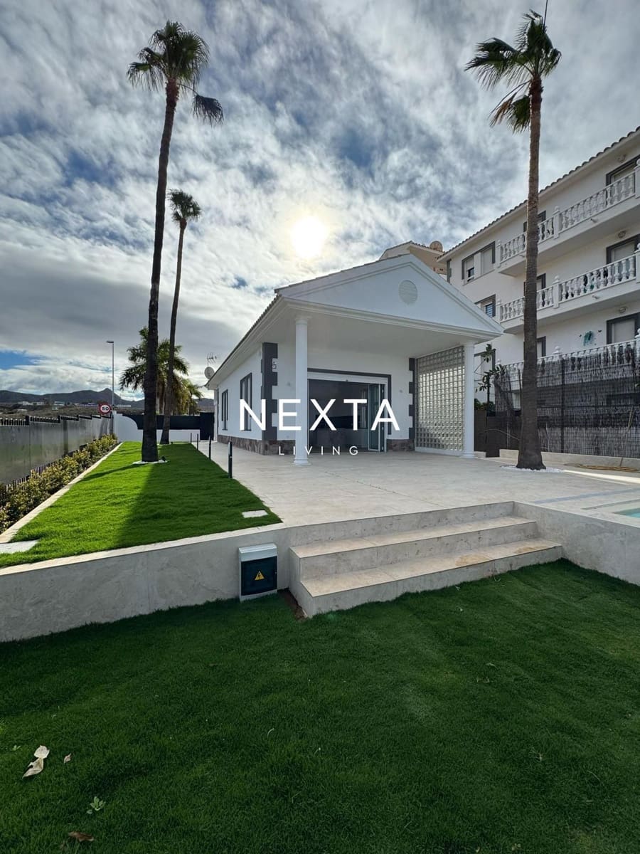 Chalet de 5 habitaciones en Arona en venta con piscina garaje - 1.300.000 € (Ref: 9953144)