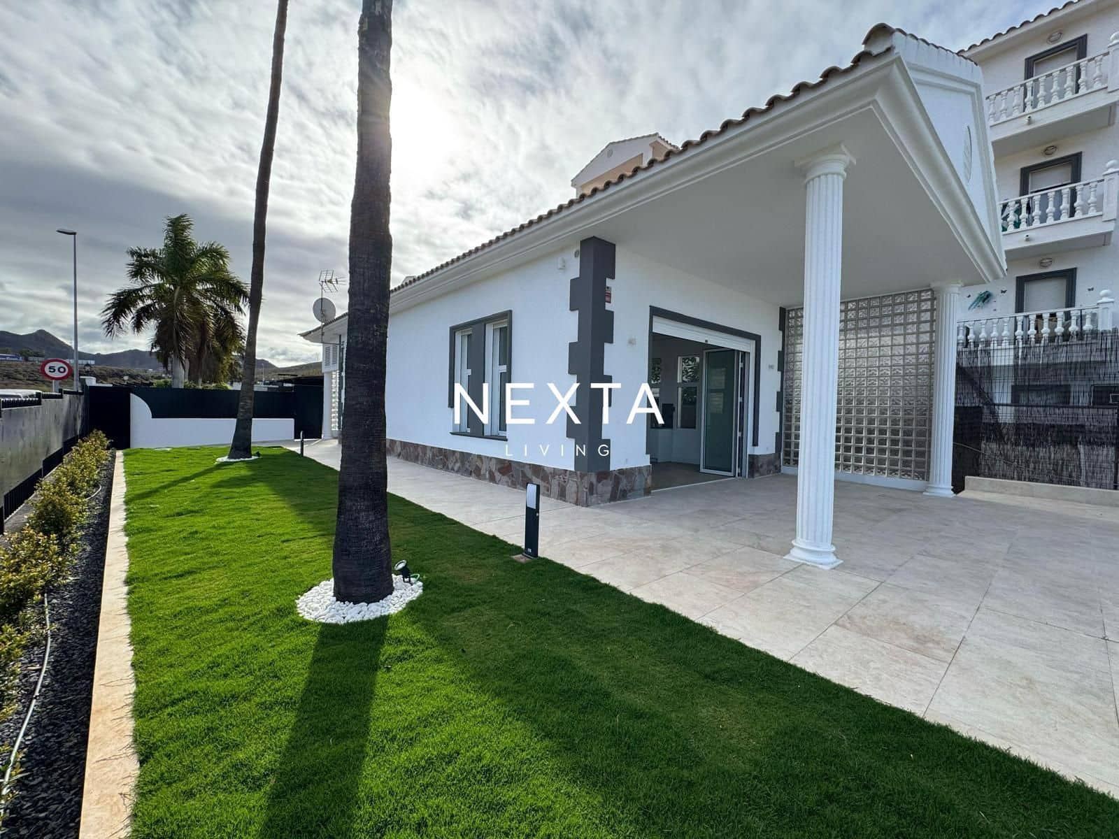 Chalet de 5 habitaciones en Arona en venta con piscina garaje - 1.300.000 € (Ref: 9953144)