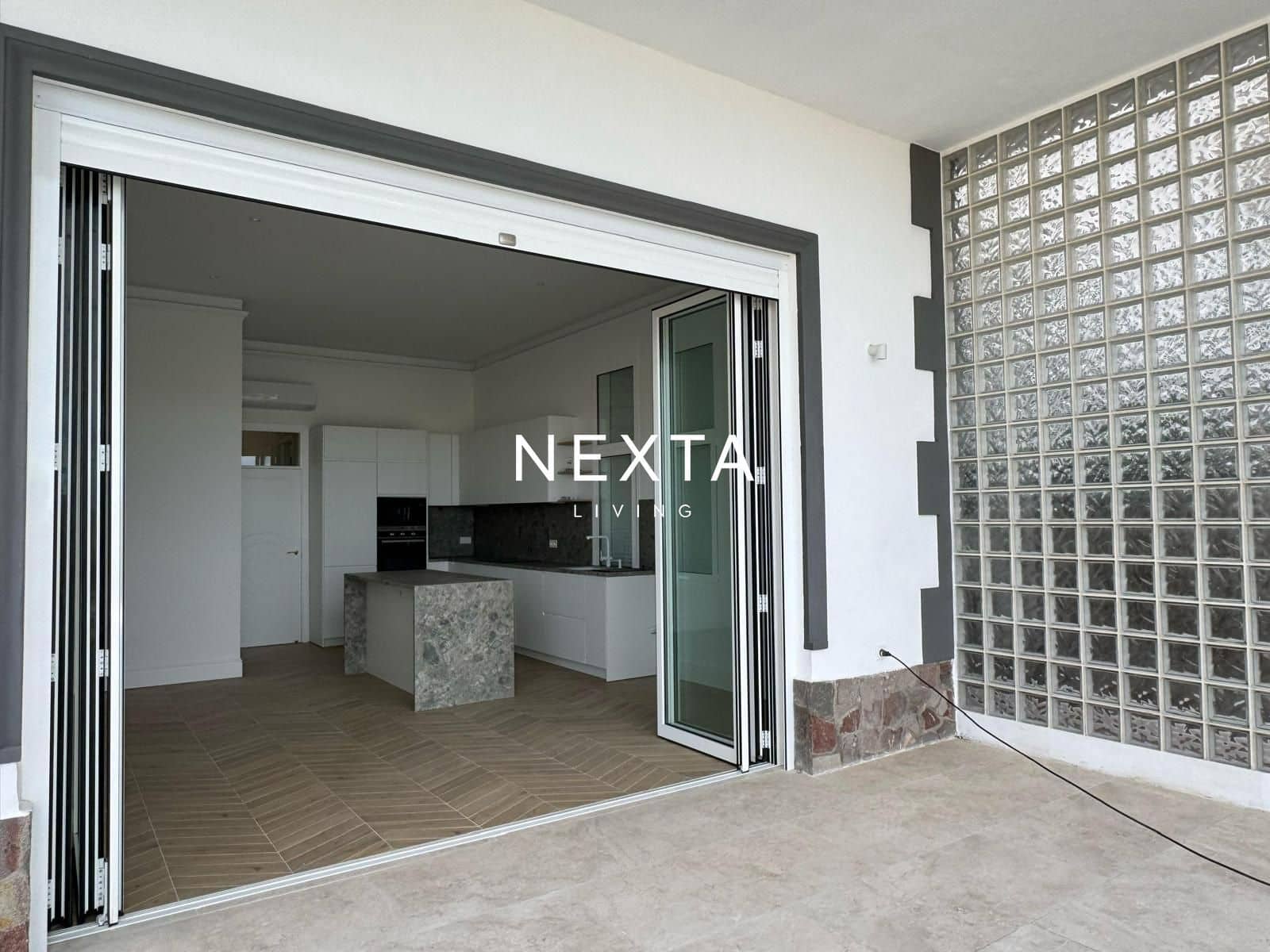 Chalet de 5 habitaciones en Arona en venta con piscina garaje - 1.300.000 € (Ref: 9953144)