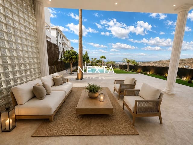 5 chambre Villa/Maison à vendre à Los Cristianos, Arona avec piscine garage - 1 300 000 € (Ref: 9953144)
