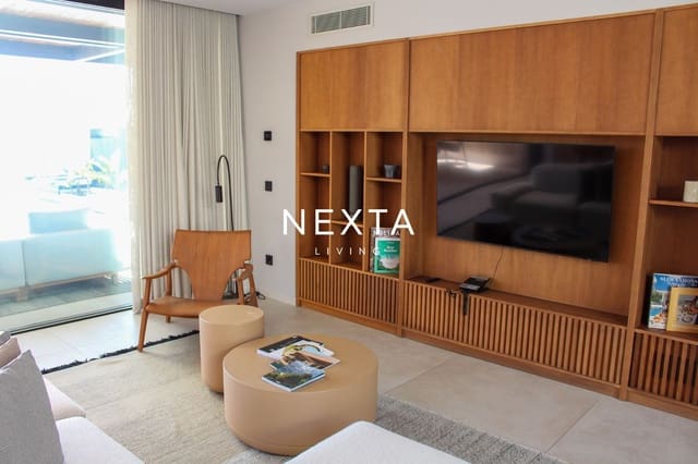 Casa de 3 habitaciones en La Caleta Adeje, Adeje en venta con piscina garaje - 2.300.000 € (Ref: 9993611)