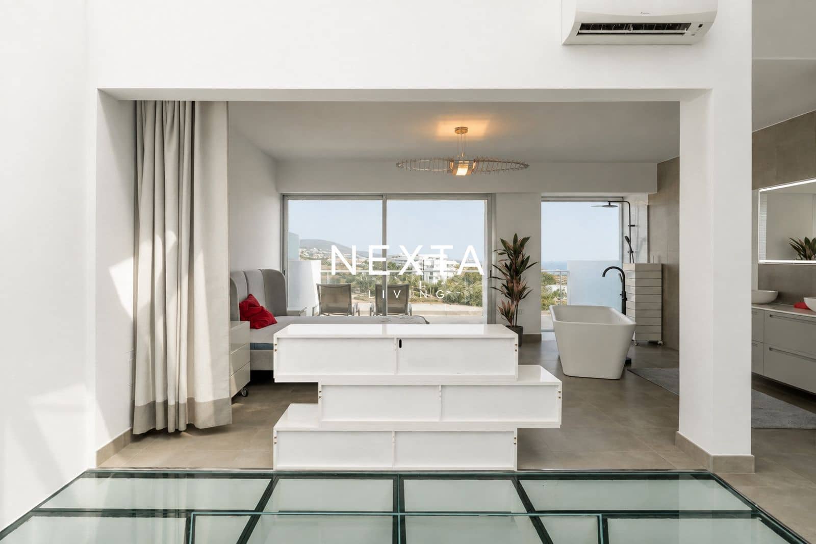 2 soveværelse Lejlighed til salg i La Caleta Adeje med swimmingpool garage - € 1.590.000 (Ref: 9999310)