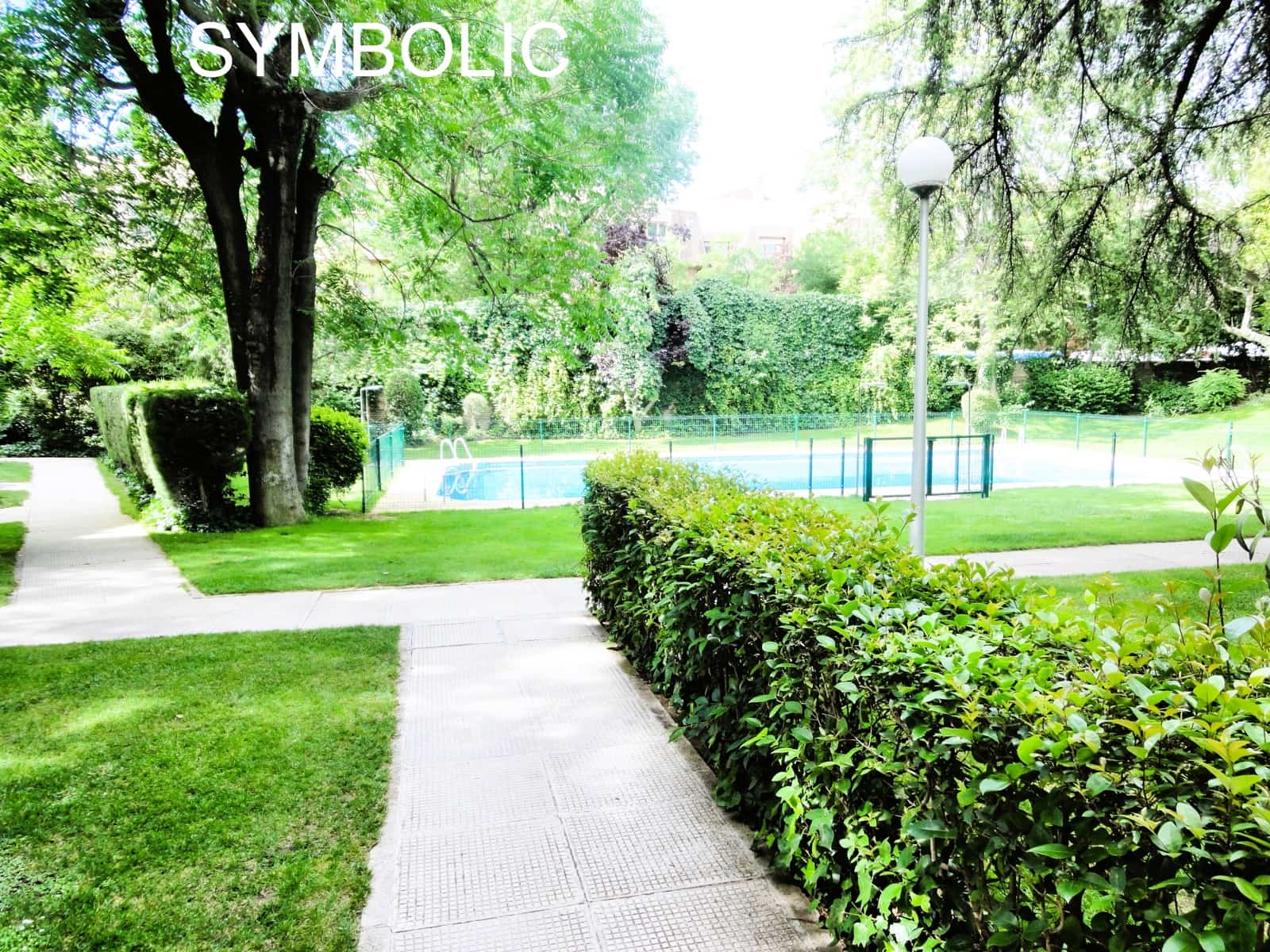 4 bedroom Flat for rent in Madrid city with pool garage - € 3,900 (Ref: 9550548)