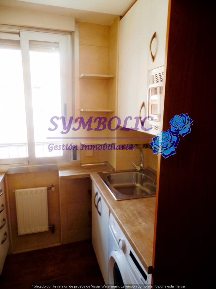 Piso de 2 habitaciones en Madrid ciudad en alquiler - 1.850 € (Ref: 9554305)