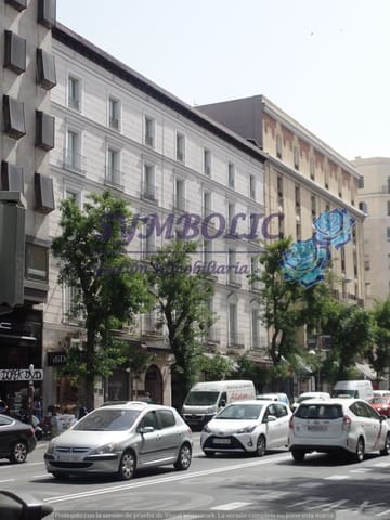 Garage til salg i Recoletos, Madrid by - € 59.000 (Ref: 9557413)