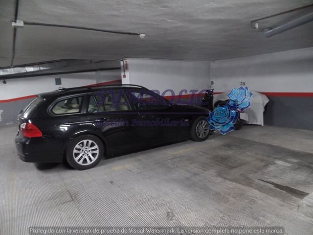 Garage til salg i Recoletos, Madrid by - € 59.000 (Ref: 9557413)