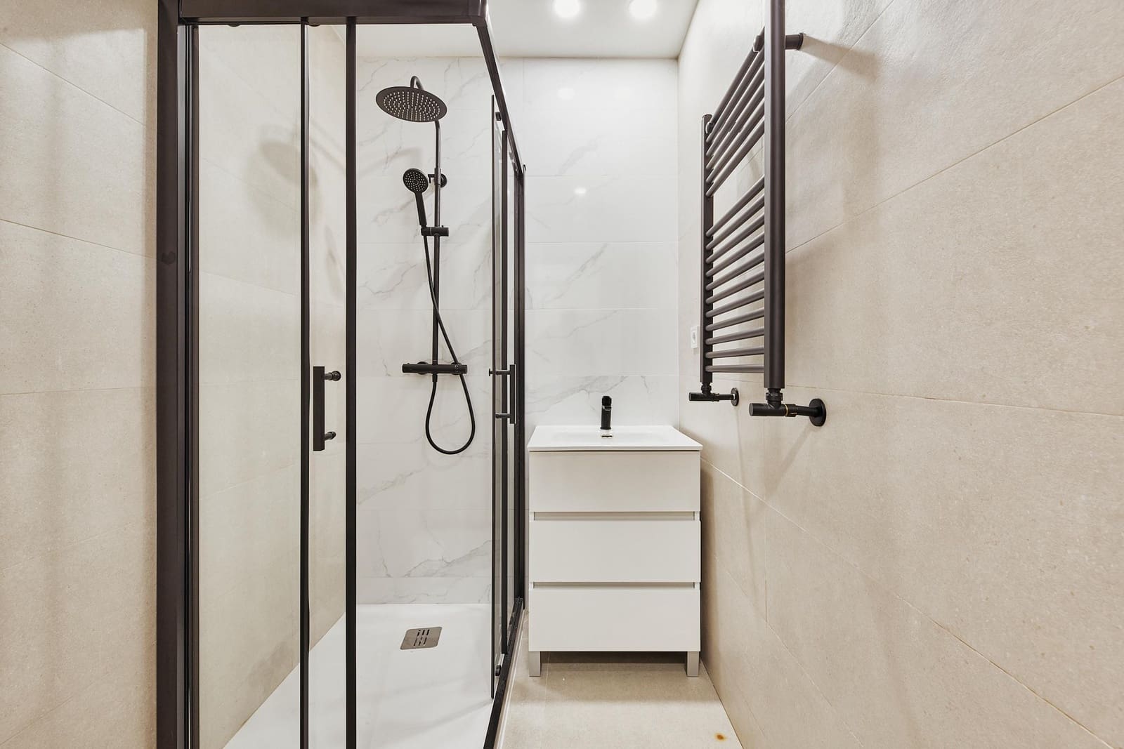 2 makuuhuone Asunto myytävänä paikassa Madrid kaupunki - 549 000 € (Ref: 9557524)