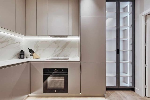 2 soveværelse Lejlighed til salg i Castellana, Madrid by - € 1.199.000 (Ref: 9627137)