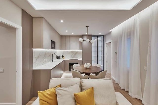 2 soveværelse Lejlighed til salg i Castellana, Madrid by - € 1.199.000 (Ref: 9627137)