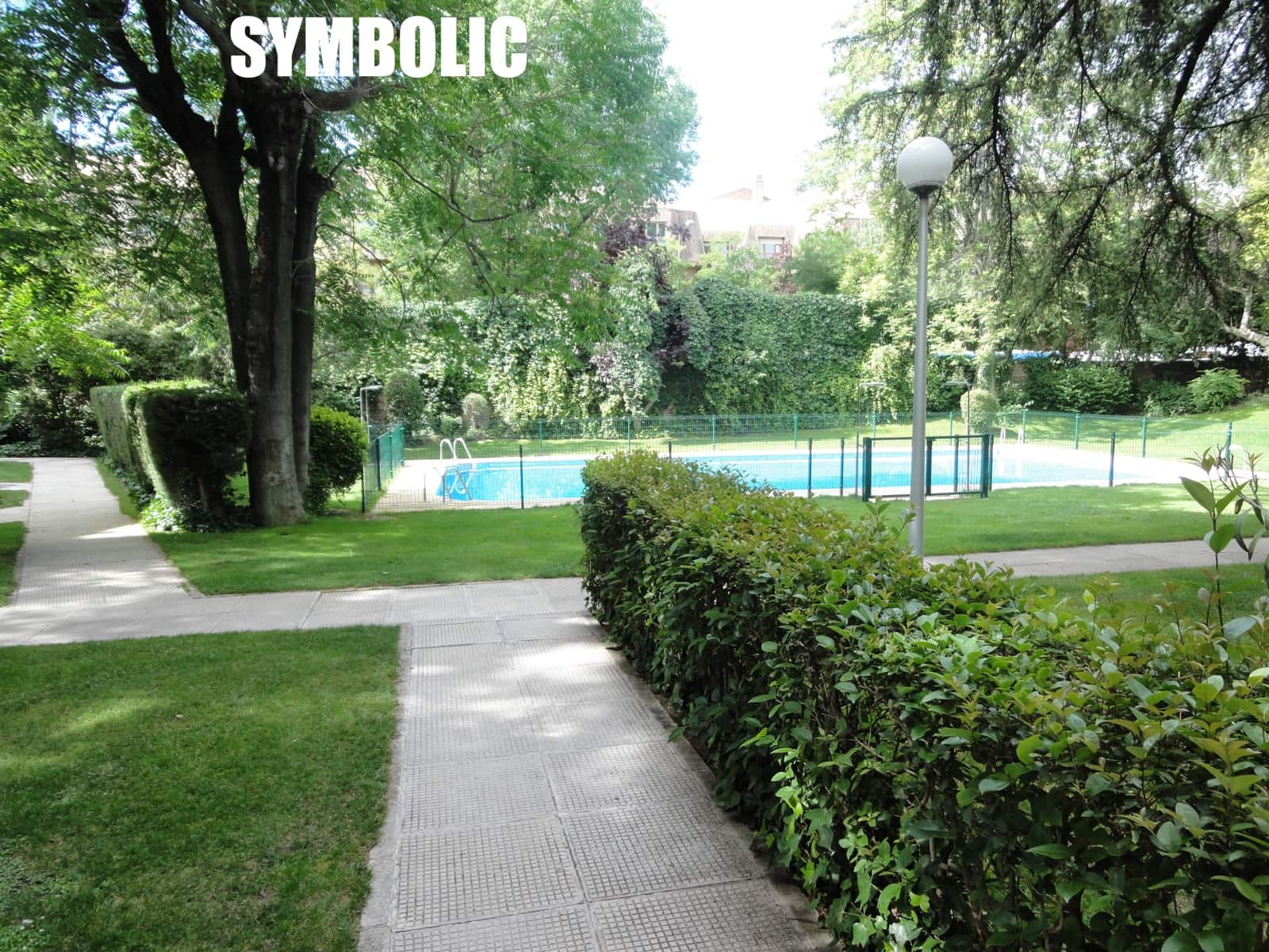 4 Zimmer Wohnung zu verkaufen in Madrid Stadt mit Pool Garage - 1.650.000 € (Ref: 9637876)