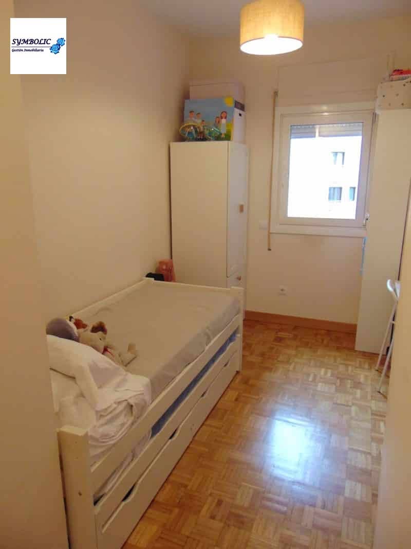 4 bedroom Flat for sale in Madrid city with pool garage - € 1,615,000 (Ref: 9709109)