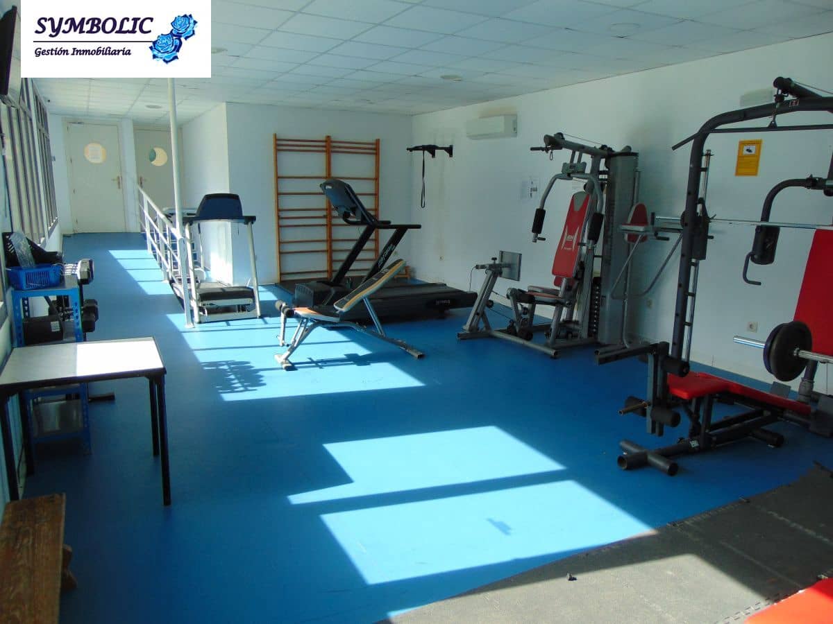 3 sovrum Lägenhet att hyra i Majadahonda med pool garage - 2 700 € (Ref: 9719192)