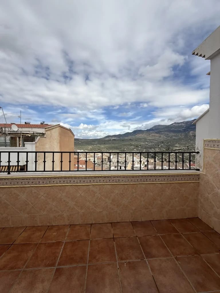 2 makuuhuone Kattohuoneisto myytävänä paikassa Quesada - 58 000 € (Ref: 9487960)