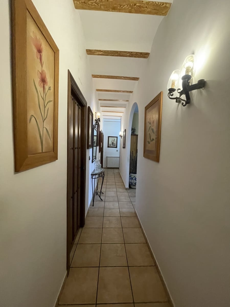 5 chambre Villa/Maison à vendre à Quesada avec piscine garage - 280 000 € (Ref: 9487975)