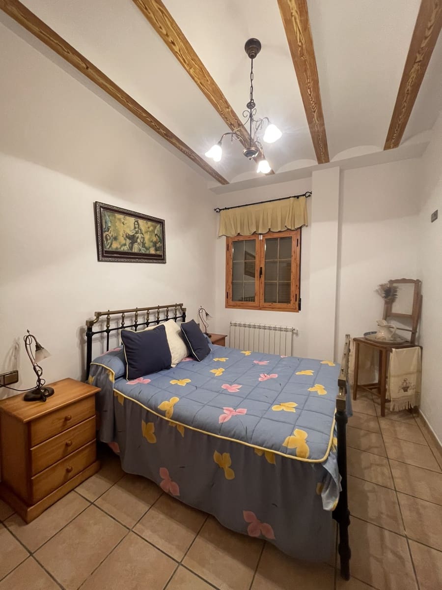 5 chambre Villa/Maison à vendre à Quesada avec piscine garage - 280 000 € (Ref: 9487975)