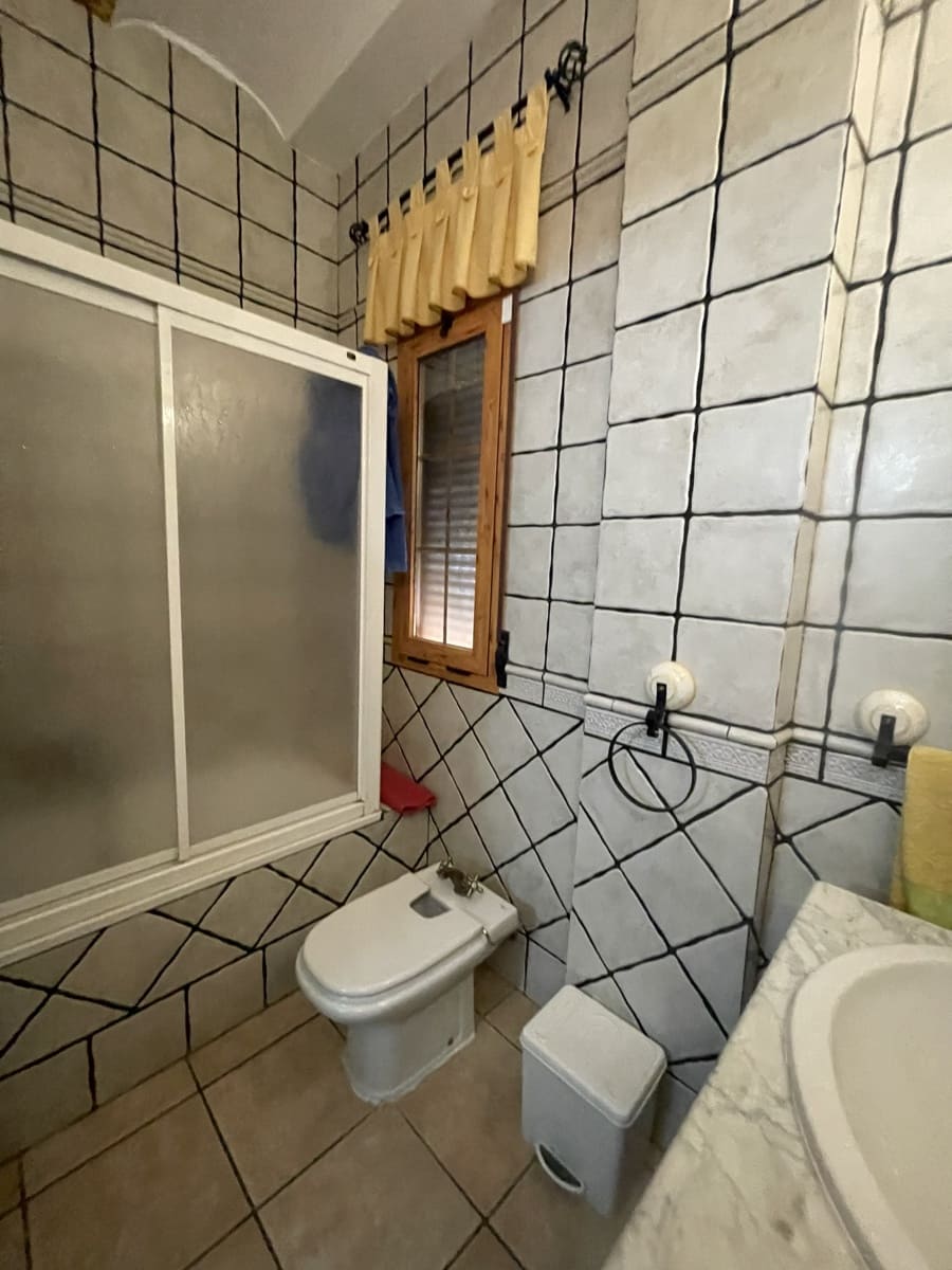 5 chambre Villa/Maison à vendre à Quesada avec piscine garage - 280 000 € (Ref: 9487975)