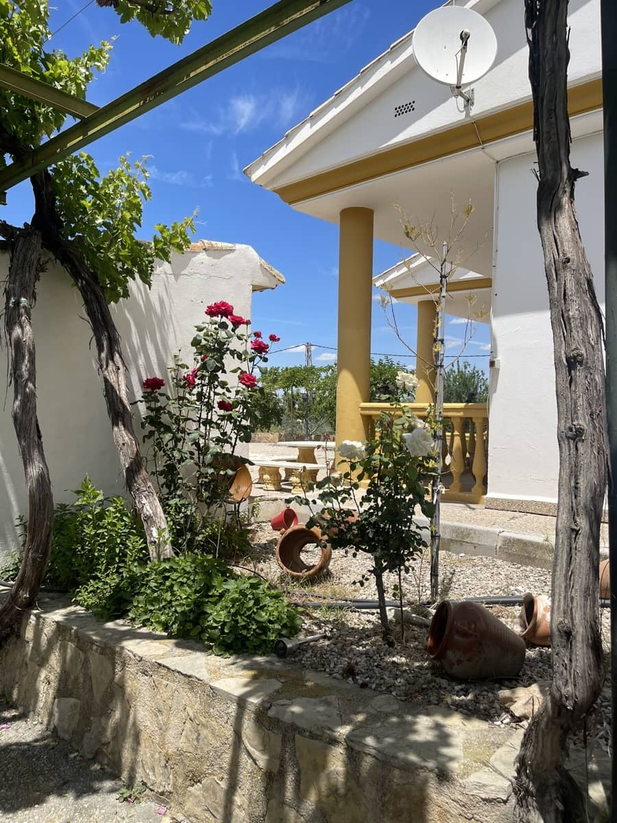 5 chambre Villa/Maison à vendre à Quesada avec piscine garage - 280 000 € (Ref: 9487975)