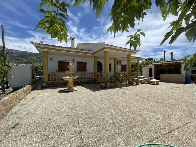 5 chambre Villa/Maison à vendre à Quesada avec piscine garage - 280 000 € (Ref: 9487975)