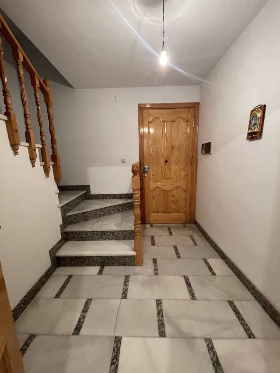 3 bedroom Townhouse for sale in Quesada - € 60,000 (Ref: 9488427)