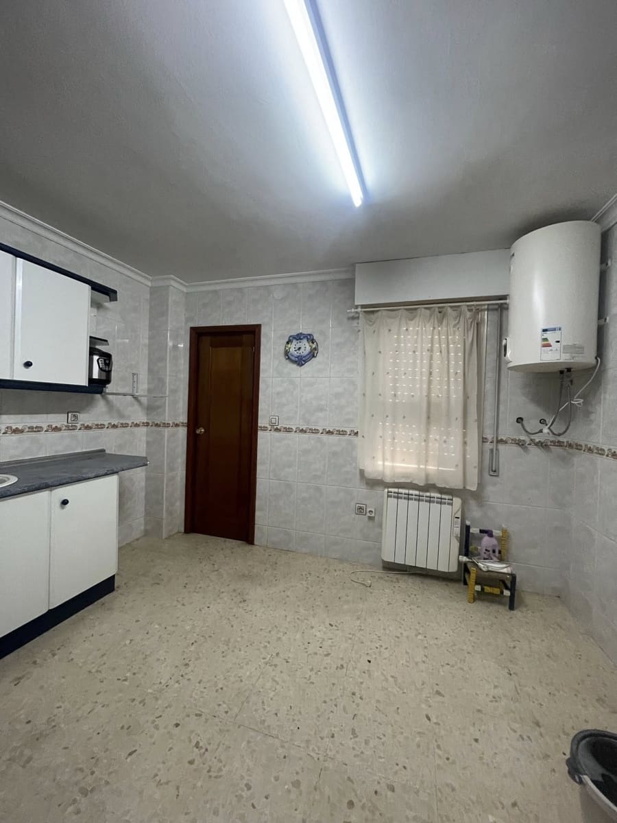 3 bedroom Townhouse for sale in Quesada - € 50,000 (Ref: 9488430)