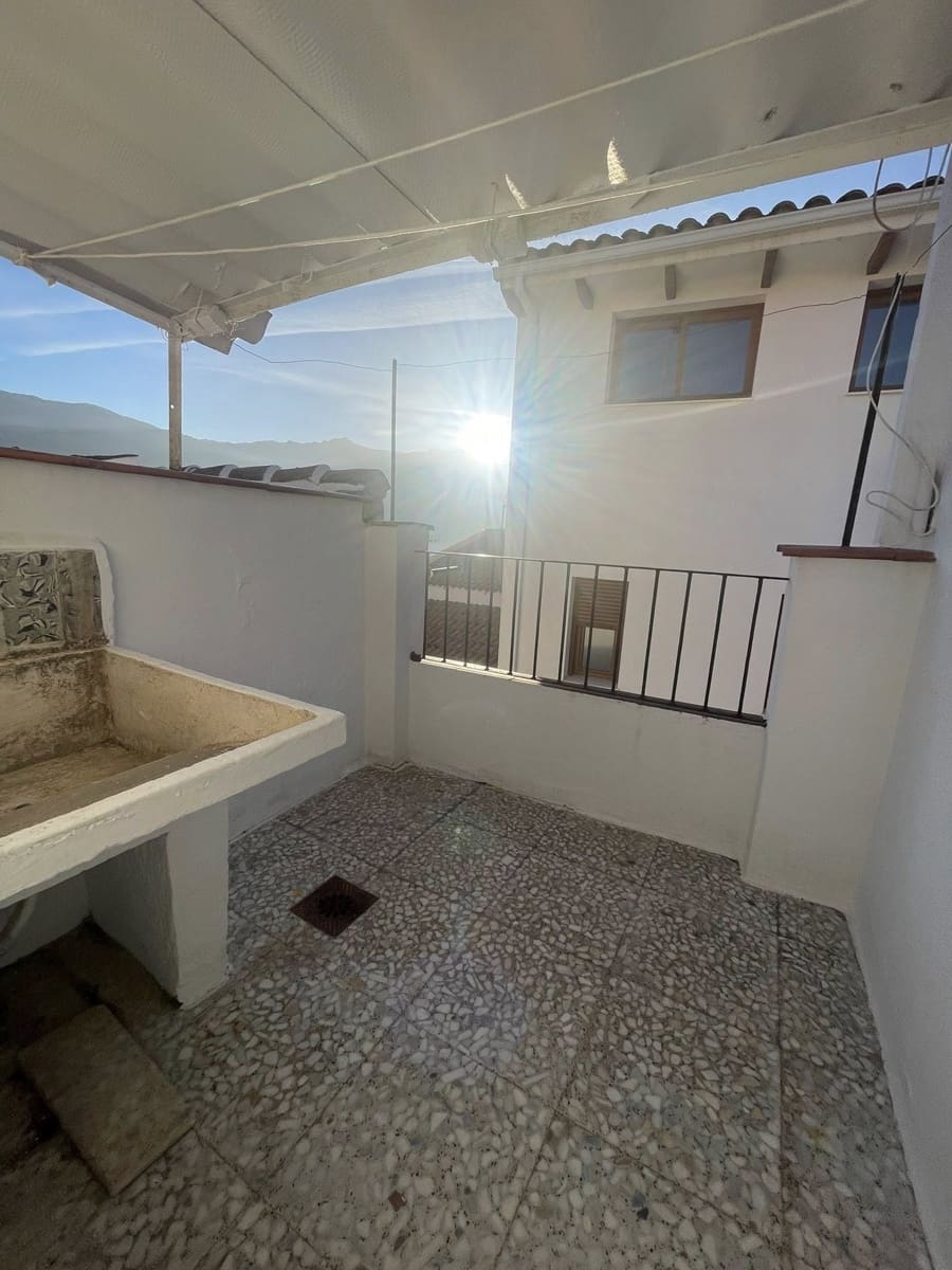 3 makuuhuone Omakotitalo myytävänä paikassa Quesada - 26 000 € (Ref: 9488440)