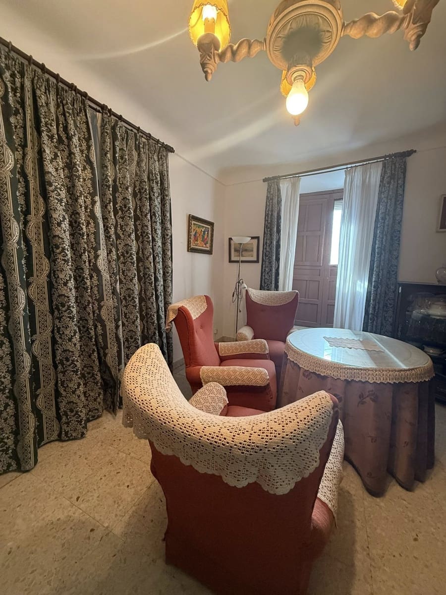 Flat for sale in Quesada - € 80,000 (Ref: 9488448)