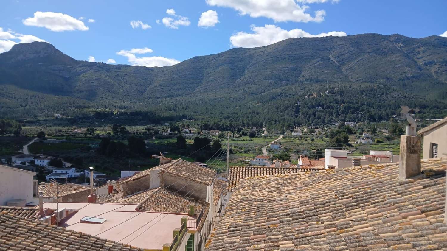 5 bedroom Townhouse for sale in Parcent - € 116,000 (Ref: 9528105)