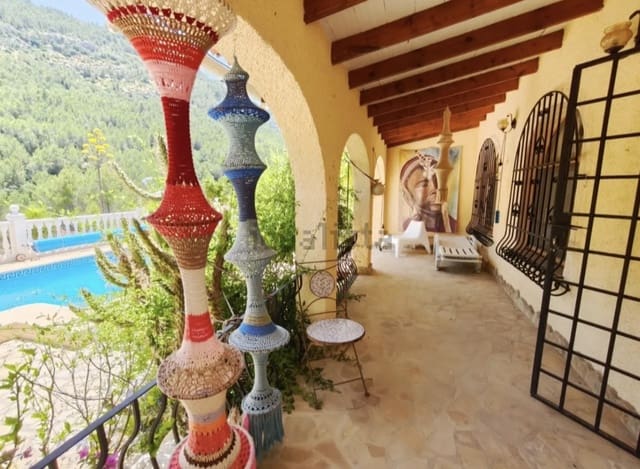 5 slaapkamer Finca/Landhuis te koop in Castell de Castells - € 545.000 (Ref: 9528108)