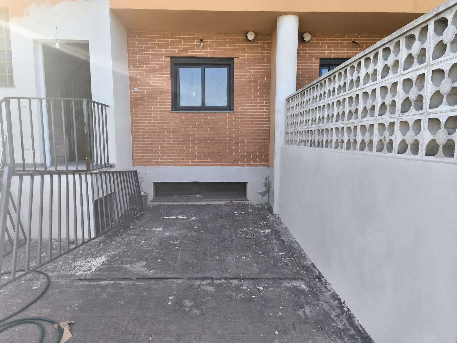 3 soveværelse Rækkehus til salg i Els Poblets med garage - € 280.000 (Ref: 9528110)