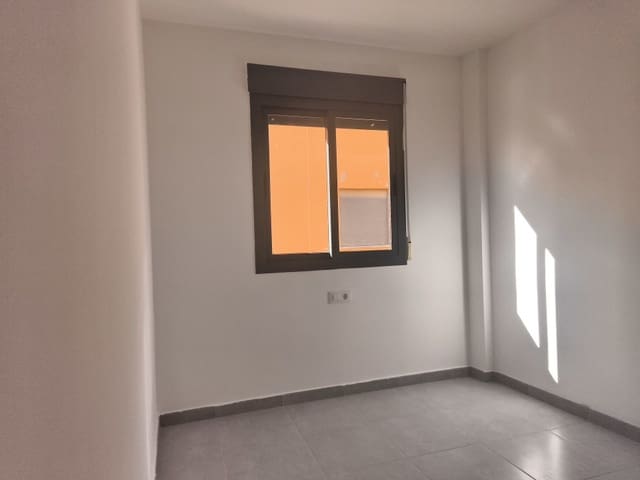 3 chambre Villa/Maison Mitoyenne à vendre à Els Poblets avec garage - 280 000 € (Ref: 9528110)