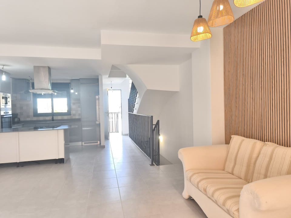 3 soverom Rekkehus til salgs i Els Poblets med garasje - € 280 000 (Ref: 9528110)