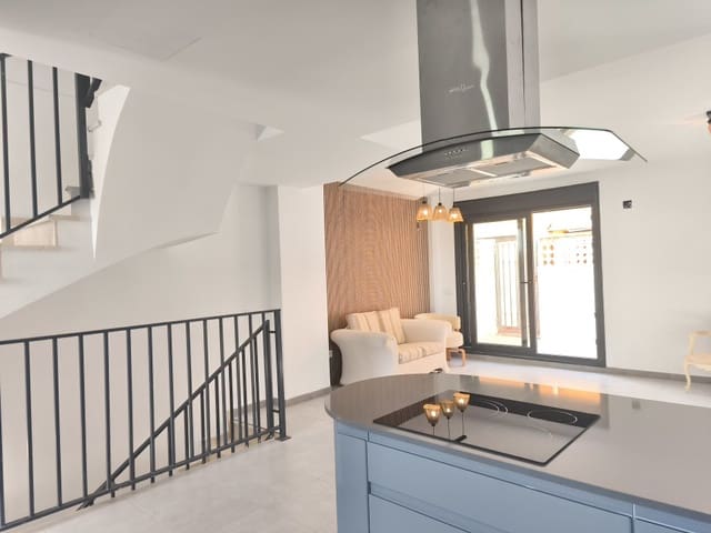 3 chambre Villa/Maison Mitoyenne à vendre à Els Poblets avec garage - 280 000 € (Ref: 9528110)