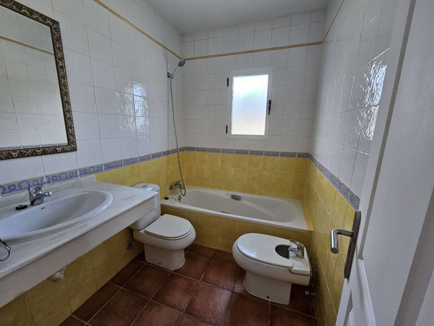 3 bedroom Townhouse for sale in La Nucia - € 375,000 (Ref: 9615264)