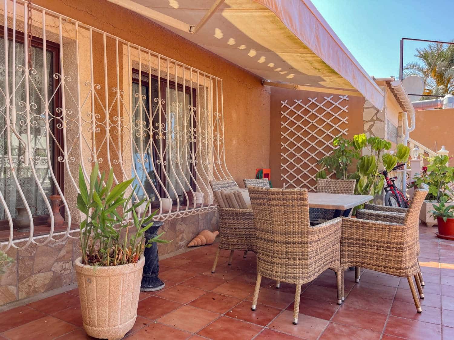 5 slaapkamer Rijtjeshuis te koop in Denia - € 850.000 (Ref: 9670221)