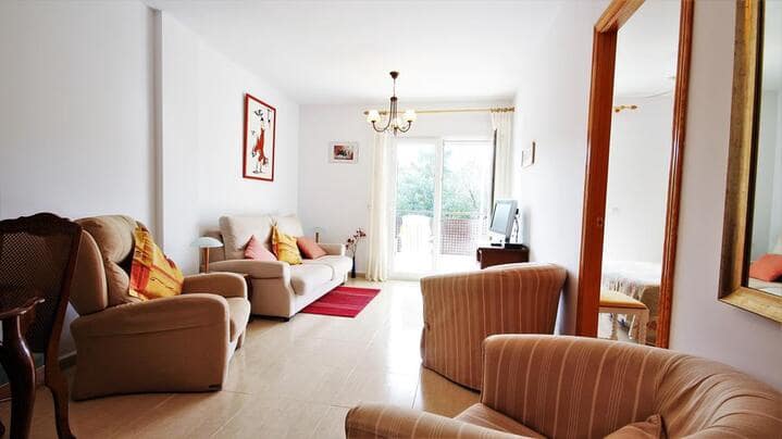 2 bedroom Apartment for sale in Jalon / Xalo - € 179,000 (Ref: 9673974)