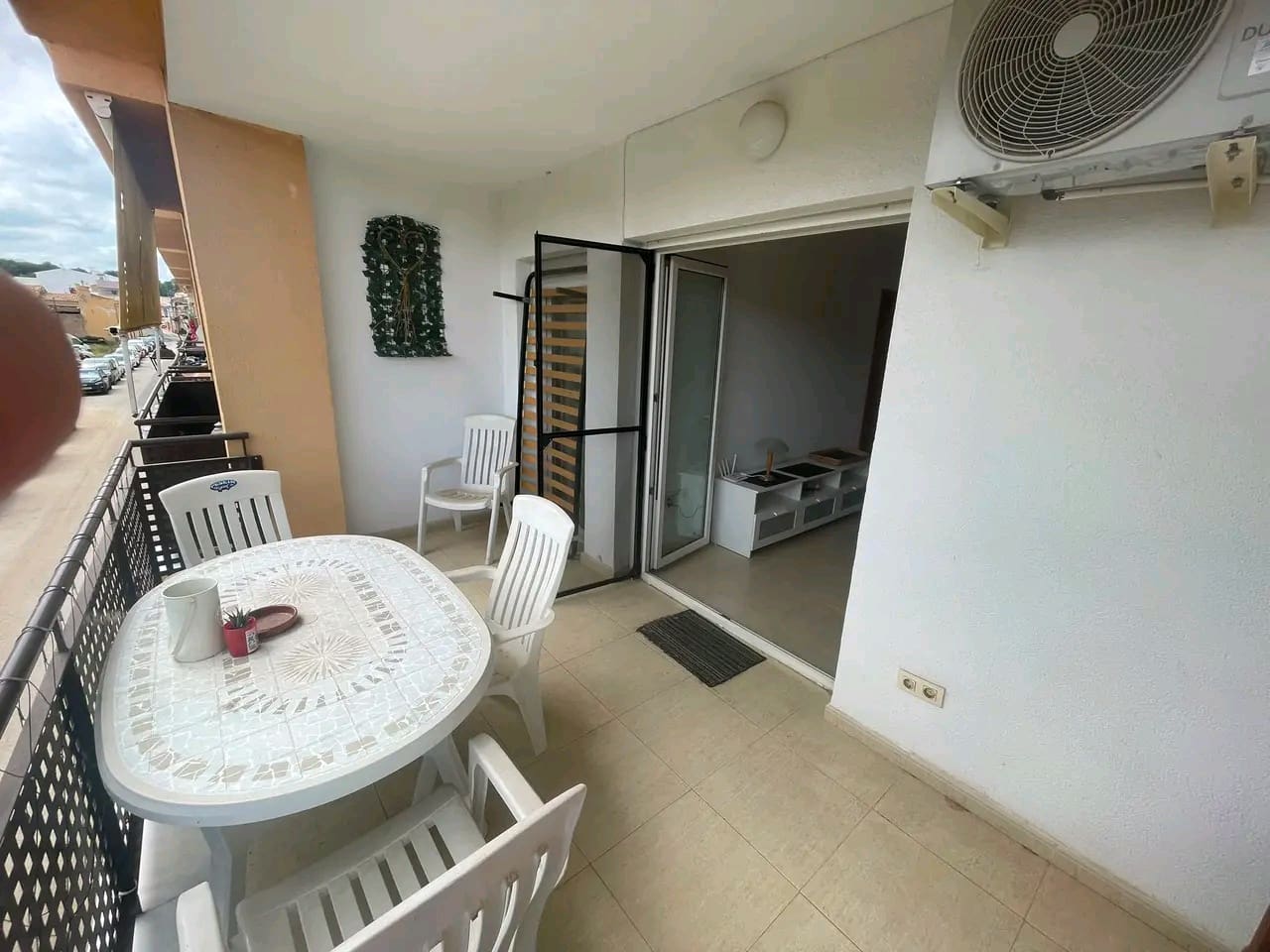 2 bedroom Apartment for sale in Jalon / Xalo - € 179,000 (Ref: 9673974)
