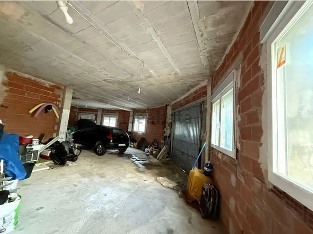 Casa em Banda para venda em Sagra - 159 000 € (Ref: 9836156)