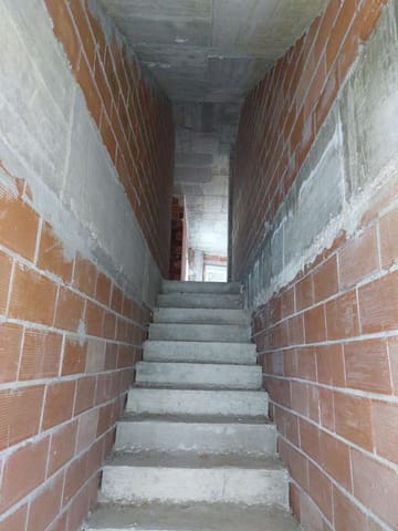 Casa em Banda para venda em Sagra - 159 000 € (Ref: 9836156)