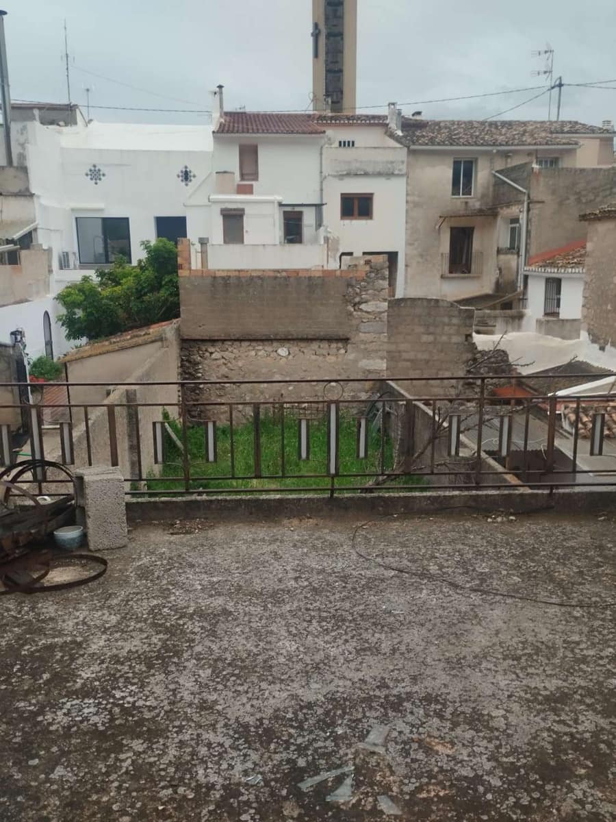 Dom na sprzedaż w Murla - 65 000 € (Ref: 9840291)