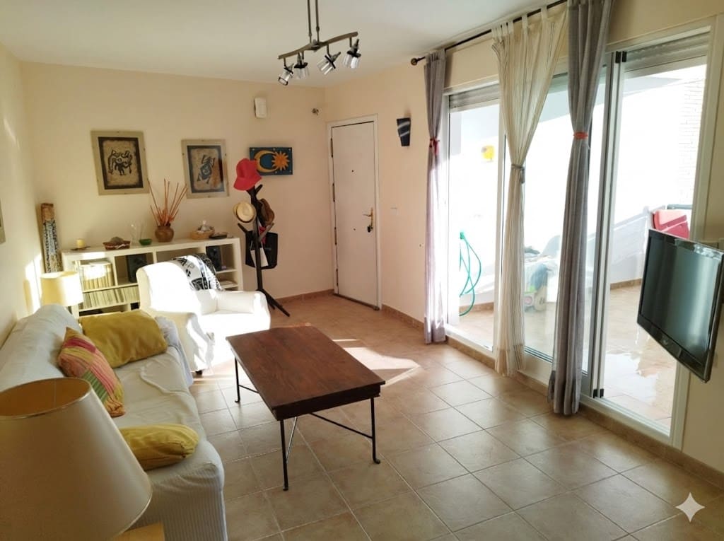 2 makuuhuone Ranta-asunto myytävänä paikassa Vera mukana uima-altaan 
autotalli - 265 125 € (Ref: 9506924)