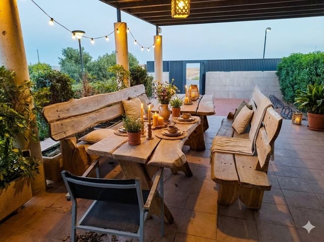 2 makuuhuone Ranta-asunto myytävänä paikassa El Playazo, Vera mukana uima-altaan 
autotalli - 265 125 € (Ref: 9506924)