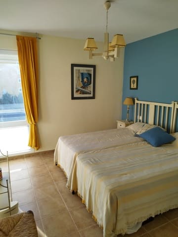 2 makuuhuone Ranta-asunto myytävänä paikassa El Playazo, Vera mukana uima-altaan 
autotalli - 265 125 € (Ref: 9506924)