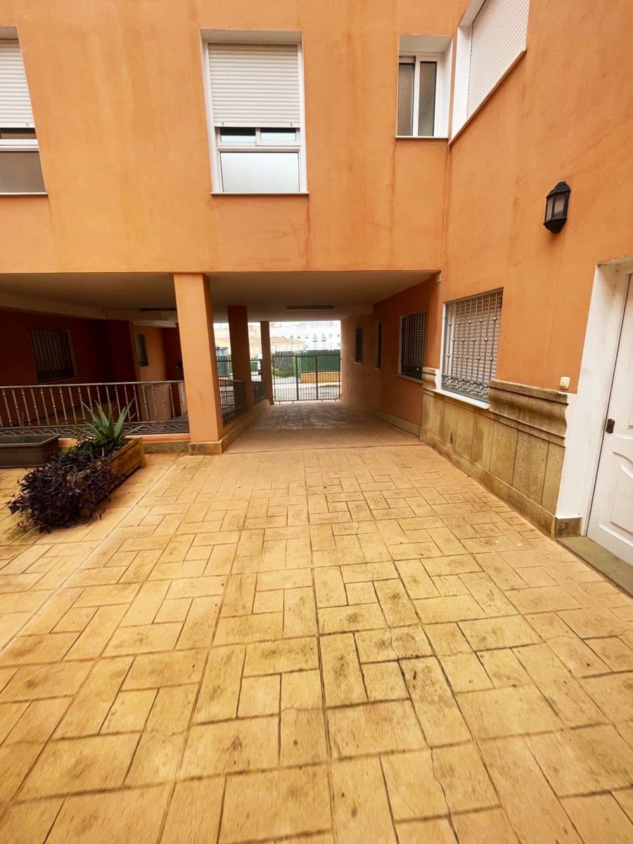 2 bedroom Flat for sale in Turre with pool - € 99,000 (Ref: 9517955)